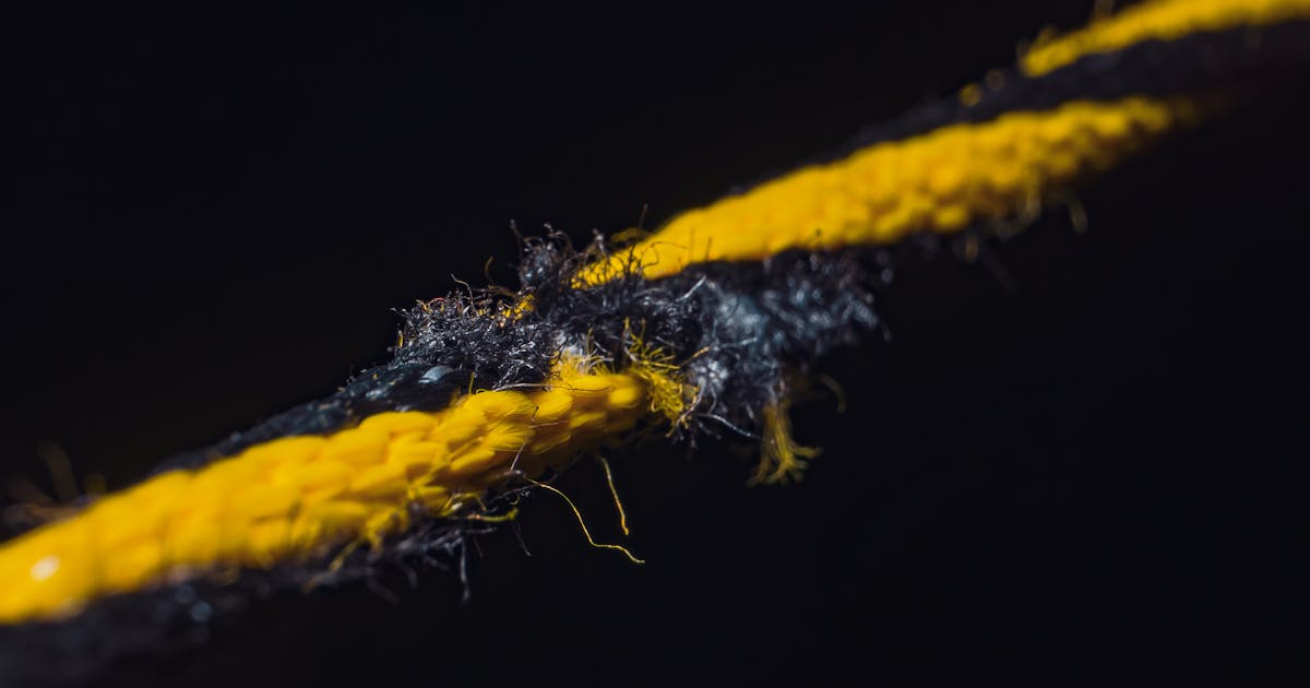 Reparație acoperiș țiglă — hidroizolație și înlocuire corectă